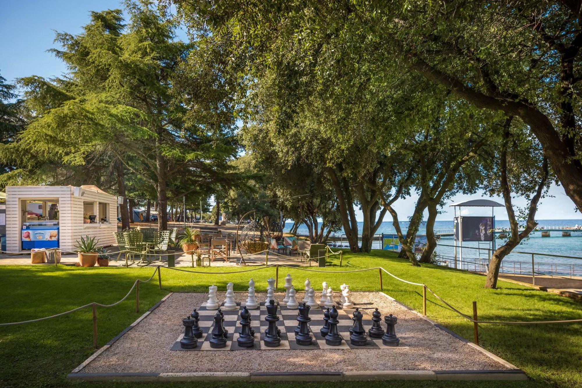 Maistra Camping Koversada Uncovered Naturist Pitches 弗尔萨尔 外观 照片